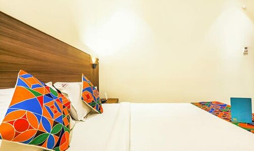 FabHotel Rr Grand - Hotel in MG Road