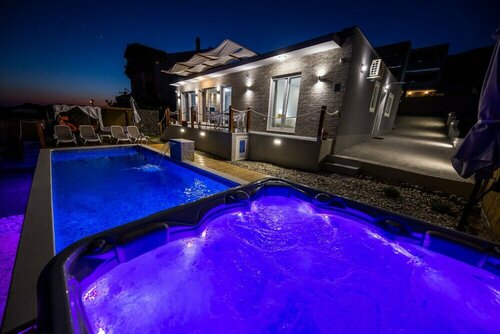 Villa Hedonist
