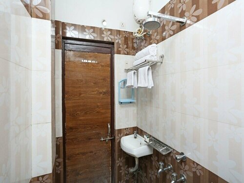 OYO 10190 Hotel Gagan Grant, Забронировать Отель Райпур штат Чхаттисгарх