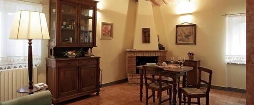 Poggio Montali, Book Landbrugsophold Hoteller i Romagna med pool, Swimmingpool