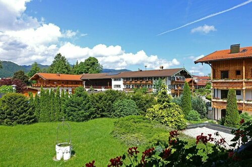Seehotel Waltershof, Забронировать Отель Отели Тегернзе с завтраком, рядом с Музей Олафа Гульбранссона, Завтраки