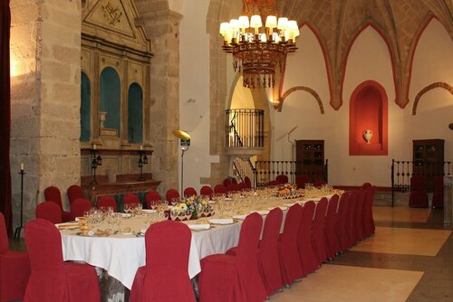 Parador de Trujillo, Prenota Hotel Trujillo 