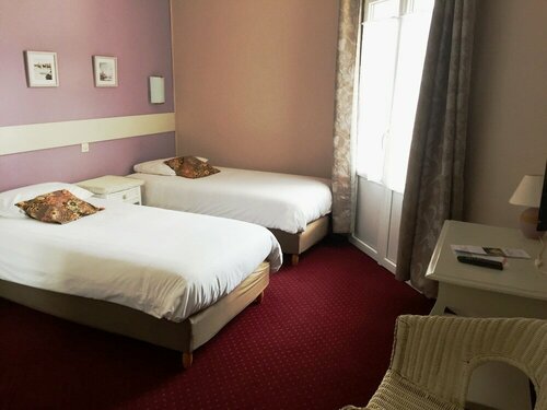 Hôtel Villa Du Parc, Book Hotel Hoteller i Burgund med parkering, Parkering