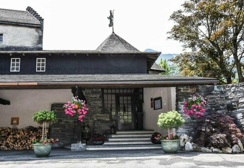 Le St Christophe Hotel Restaurant, Book Hotel Hoteller i Vaud med parkering, Parkering