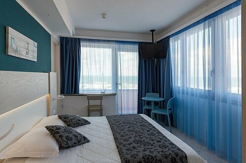 Hotel il Delfino, Забронировать Отель Сан-Винченцо Берег Этрусков