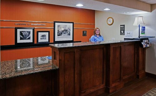 Hampton Inn Manhattan, Boek Hotel Manhattan Kansas