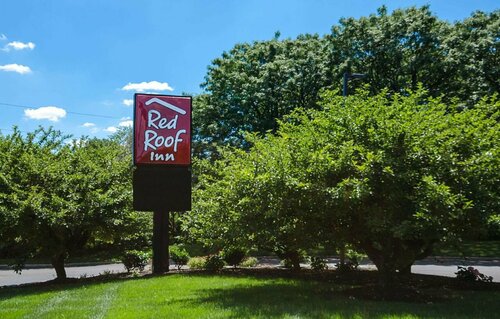 Red Roof Inn Trevose, Book Hotel Hoteller i Pennsylvania med parkering, Parkering
