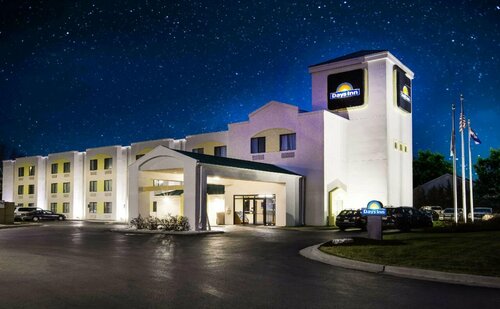 Days Inn Blue Springs, Rezerwuj Hotel Hotele w Blue Springs z parkingiem, Parking