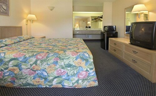 Knights Inn Suffolk, Rezerwuj Hotel Suffolk Wirginia