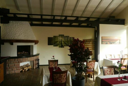Hotel-Restaurant Zur Linde, Забронировать Отель Зильц Пфальцский Лес