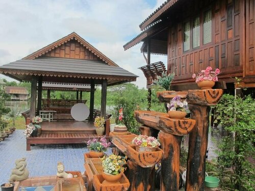 Ruenthai Rimnam Resort, Забронировать Курортный отель Отели Сураттхани с парковкой, Парковка