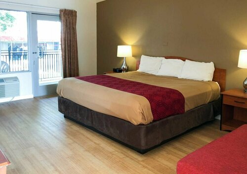 Garden Inn & Suites Oakland Airport, Забронировать Отель Окленд Область залива Сан-Франциско
