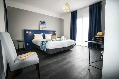 Hôtel Bel Azur, Забронировать Отель Сис-Фур-Ле-Плаж Var coast