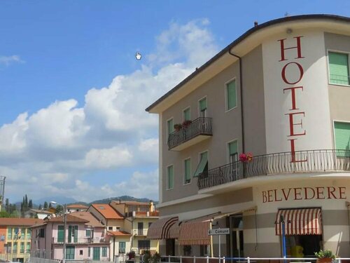 Albergo Ristorante Belvedere, Забронировать Отель Боргетто-ди-Вара Лигурия