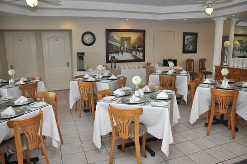 Bell Rosen Guest House, Забронировать Отель Welgemoed Северный пригород Кейптауна