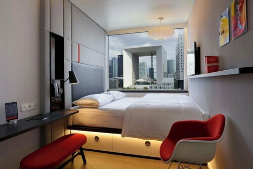 citizenM Paris La Défense, Забронировать Отель Нантер Дефанс