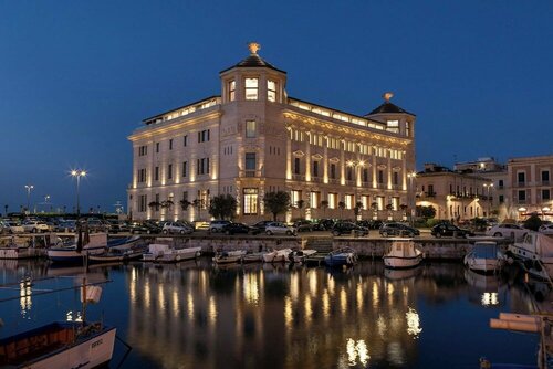 Ortea Palace Hotel, Забронировать Отель Сиракуза Syracuse Area, рядом с Церковь Cвятой Луции у гроба