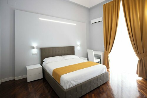 La Chambre Duomo, Buchen Sie Bed & Breakfast Neapel Hotels mit Frühstück, Frühstück