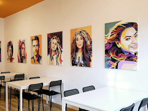 Arc House Pop Art, Забронировать Хостел Недорогие отели Мадрида, рядом с Cuarta Pared Theatre, недорогие