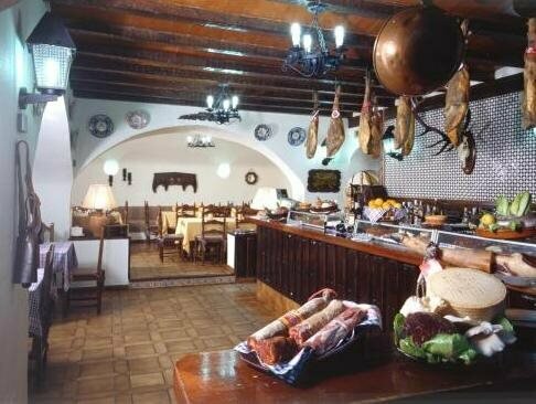 Hotel Castilla Vieja, Забронировать Отель Паленсия Кастилия и Леон, рядом с Епархиальный музей искусств