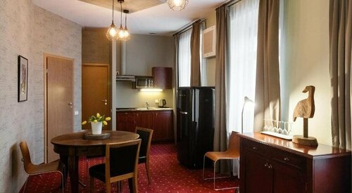 eLoftHOTEL, Prenota Hotel Naujamiestis Vilnius, vicino a Rimi Mylia
