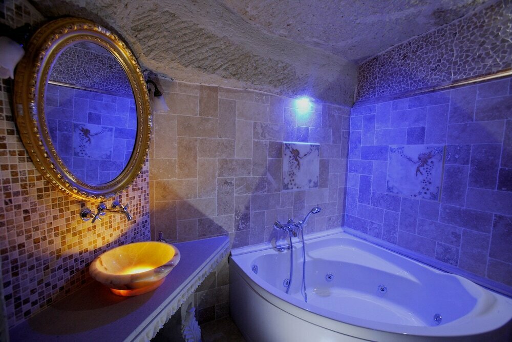 Perimasali Cave Hotel