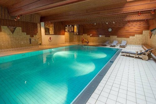 Schweizerhof Zermatt - a Small Luxury Hotel, Забронировать Отель Отели Церматт 4 звезды, рядом с Mountaineers' cemetery, 4*