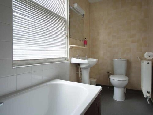 Parade Hotel Bath, Забронировать Отель Бат Bath and North Somerset, рядом с Little Solsbury Hill