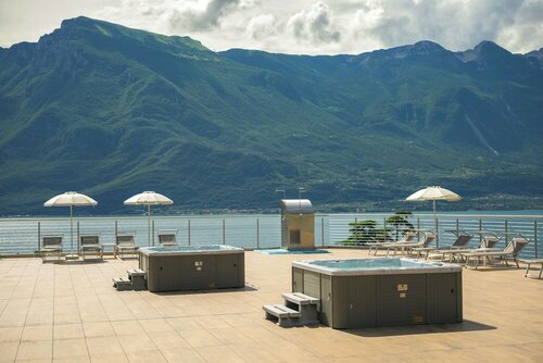 Hotel Sogno del Benaco, Забронировать Отель Отели Лимоне-суль-Гарды 4 звезды, 4*