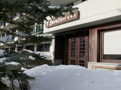I Cavalieri, Book Hotel Sestriere Marseille