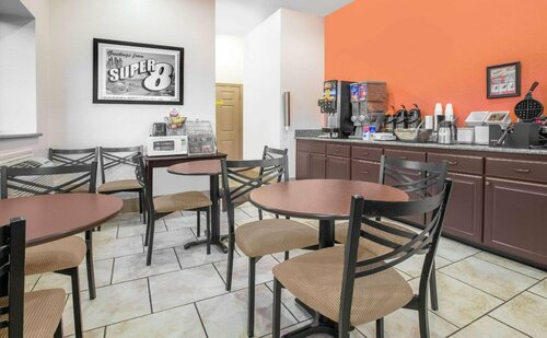Super 8 by Wyndham Idabel, Book Hotel Hoteller i Idabel med morgenmad, Morgenmad