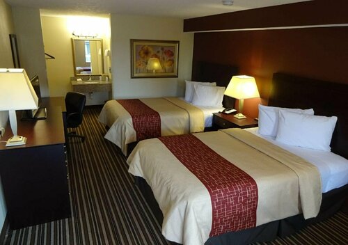 Red Roof Inn & Suites Savannah Gateway, Réserver Hôtel Hôtels SPA à Georgetown, SPA