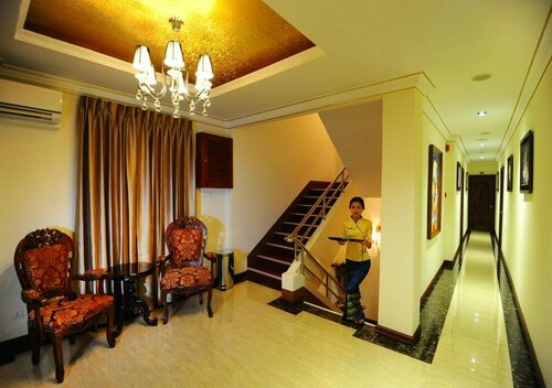 Union Square Hotel, Prenota Hotel Hotel a Yangon Region con parcheggio, Parcheggio