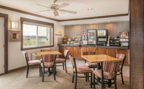 Days Inn by Wyndham Osage Beach Lake of the Ozarks, Забронировать Отель Осейдж-Бич Lake of the Ozarks