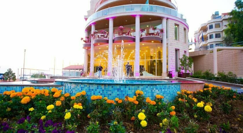 Golden Lili Resort & Spa