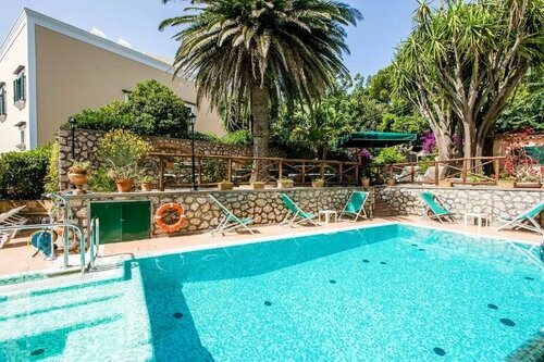 Hotel Villa Sarah, Reserva ahora Hotel Hoteles en Capri con comidas, Media/completa pensión