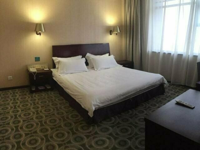 Magnotel Jinan Zoo Wuyingshan North Road Hotel
