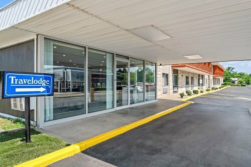 Travelodge by Wyndham Bloomington, Забронировать Отель Блумингтон Индиана