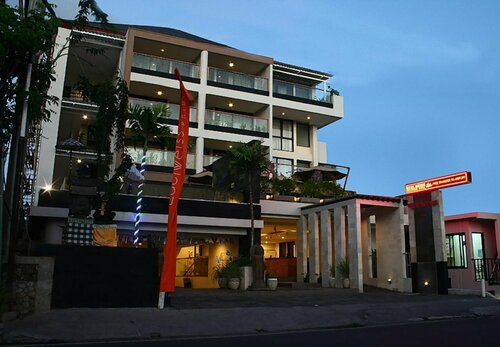 The Edelweiss Boutique Hotel Kuta, Rezerwuj Hotel Hotele w Bali z Basenem, Basen