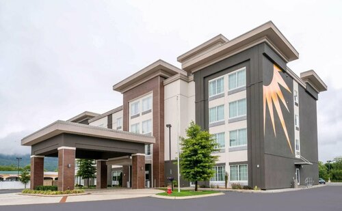 La Quinta by Wyndham Chattanooga - Lookout Mtn, Забронировать Отель Чаттануга Теннесси