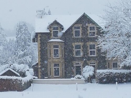 Bronwye, Boek Pension Hotels in Gwynedd met parkeren, Parkeren
