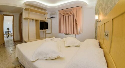 Hotel Center, Забронировать Отель Шаншере Санта-Катарина