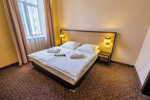 Hotel Lomsia, Забронировать Отель Ахалцихе Самцхе-Джавахети