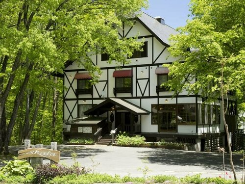 Hakuba Skala Inn, Забронировать Отель «постель и завтрак» Хакуба 