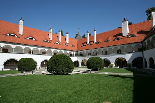 Hotel Zámok Topolcianky, Rezervați Hotel Topoľčianky 