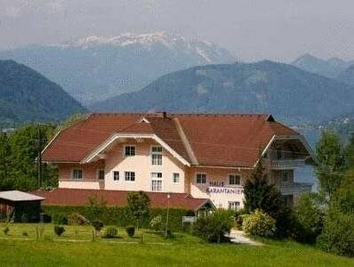 Appartementhaus Karantanien am Ossiacher See, Забронировать Отель Оссиах Оссиахерзе