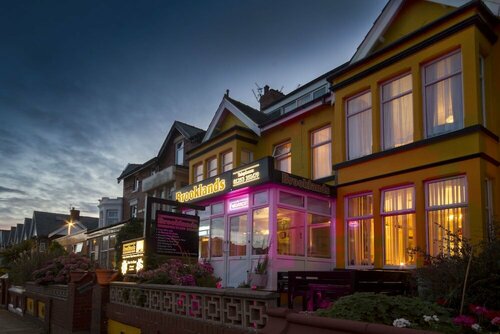 Brooklands Over 50 s Only, Rezervați Hotel Blackpool Lancashire