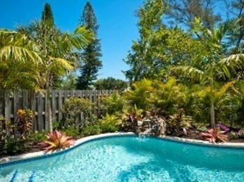 Sweet Retreat Cottage, Забронировать Дом для отпуска Коттеджи Анна-Мария, Коттедж