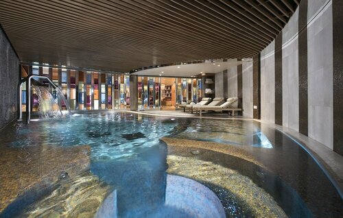 Hôtel Barrière Les Neiges Courchevel, Забронировать Отель Отели Куршевель 5 звезд, рядом с Горнолыжный подъемник Плантре, 5*