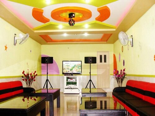 Phung Hoang Hotel, Book Hotel Hoteller i Dong Ha med morgenmad, Morgenmad